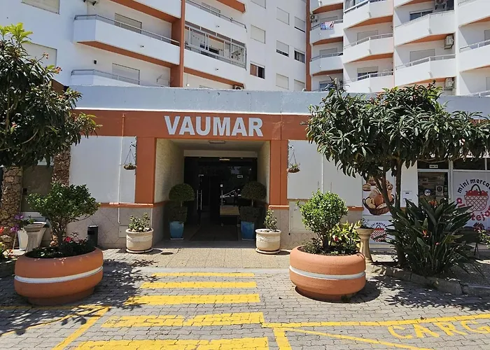 Vaumar With Pool In Da Rocha